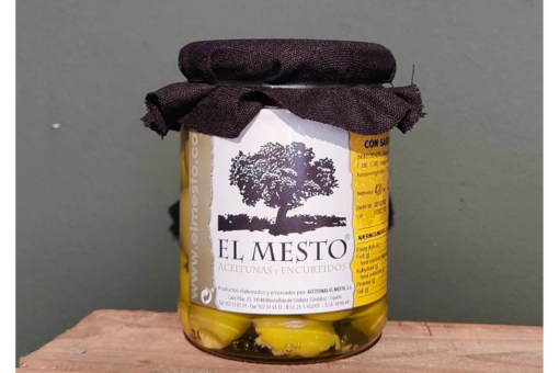 Spanske oliven fra El Mesto lavet ud fra gamle traditionelle opskrifter der er lavet gennem generationer. Spanske specialiteter.