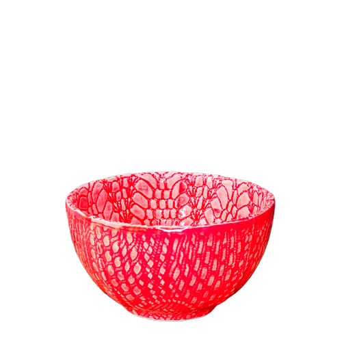 Skål 13,5 cm i diameter. Grov struktur i ensfarvet keramik. Håndlavet og håndmalet. Farverig keramik.